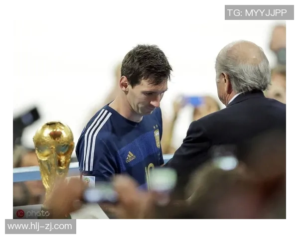 全球体育明星的崛起与挑战：新时代运动员的训练、心理与全球化影响